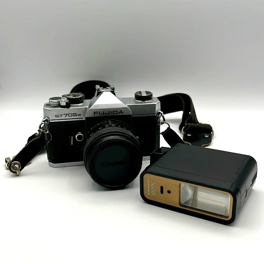 Fujica ST705w Manual Camera with flash